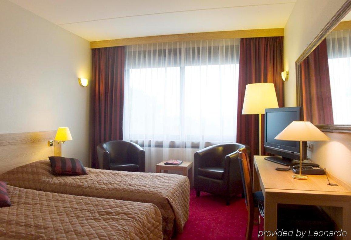 Bastion Hotel Amsterdam Amstel Amesterdão Quarto foto